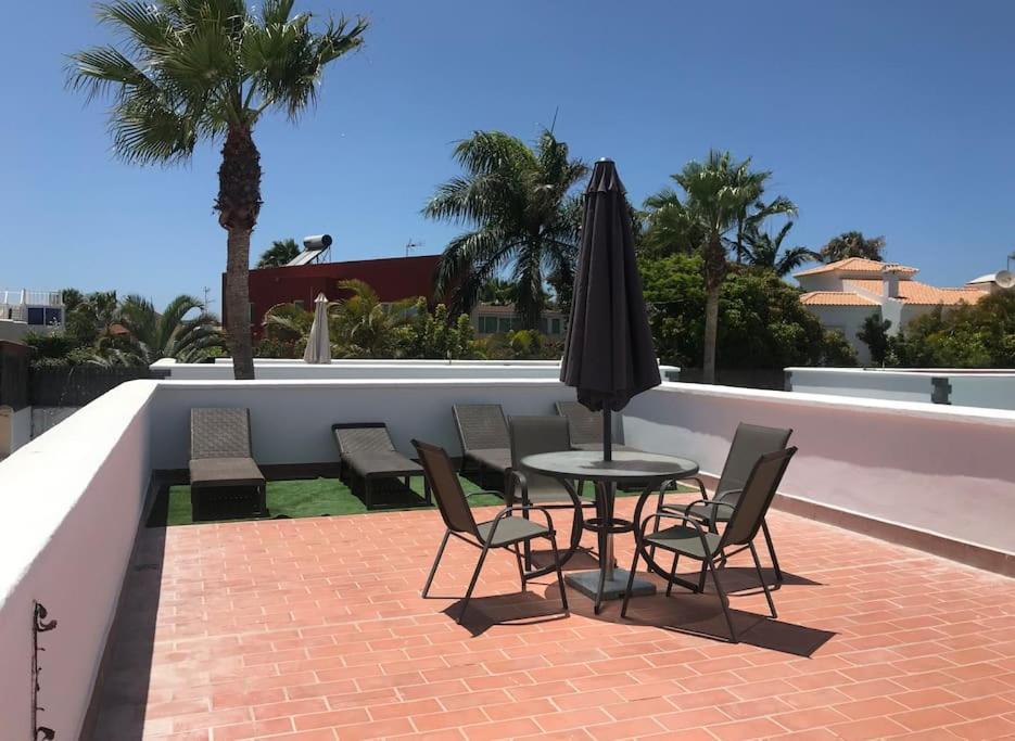 Lovely Villa - Pool Front, Private Roof Terrace, Wifi Fiber Optic Corralejo Zewnętrze zdjęcie