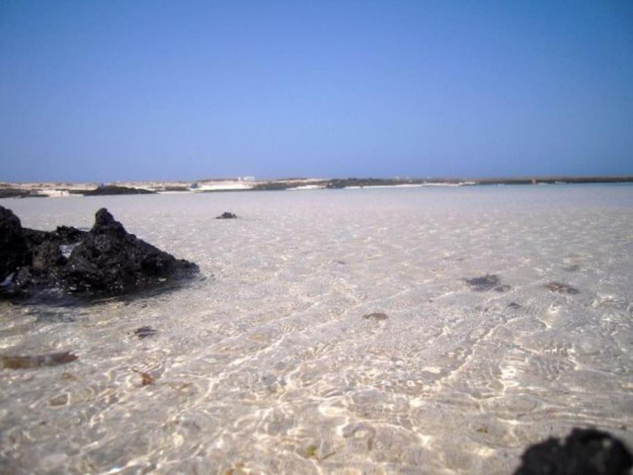 Lovely Villa - Pool Front, Private Roof Terrace, Wifi Fiber Optic Corralejo Zewnętrze zdjęcie